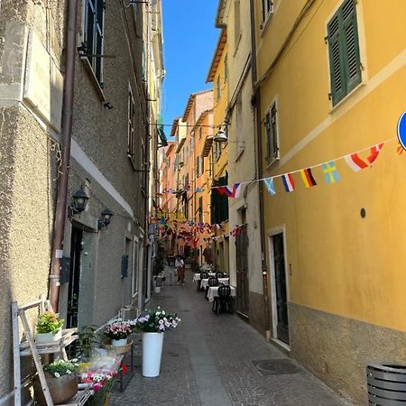 La Torretta A San Terenzo Hotel Lerici Bagian luar foto